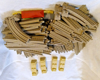 Thomas & Friends Track Master Track Lot of 83 pcs.  2009 Mattel  Tan w / Station