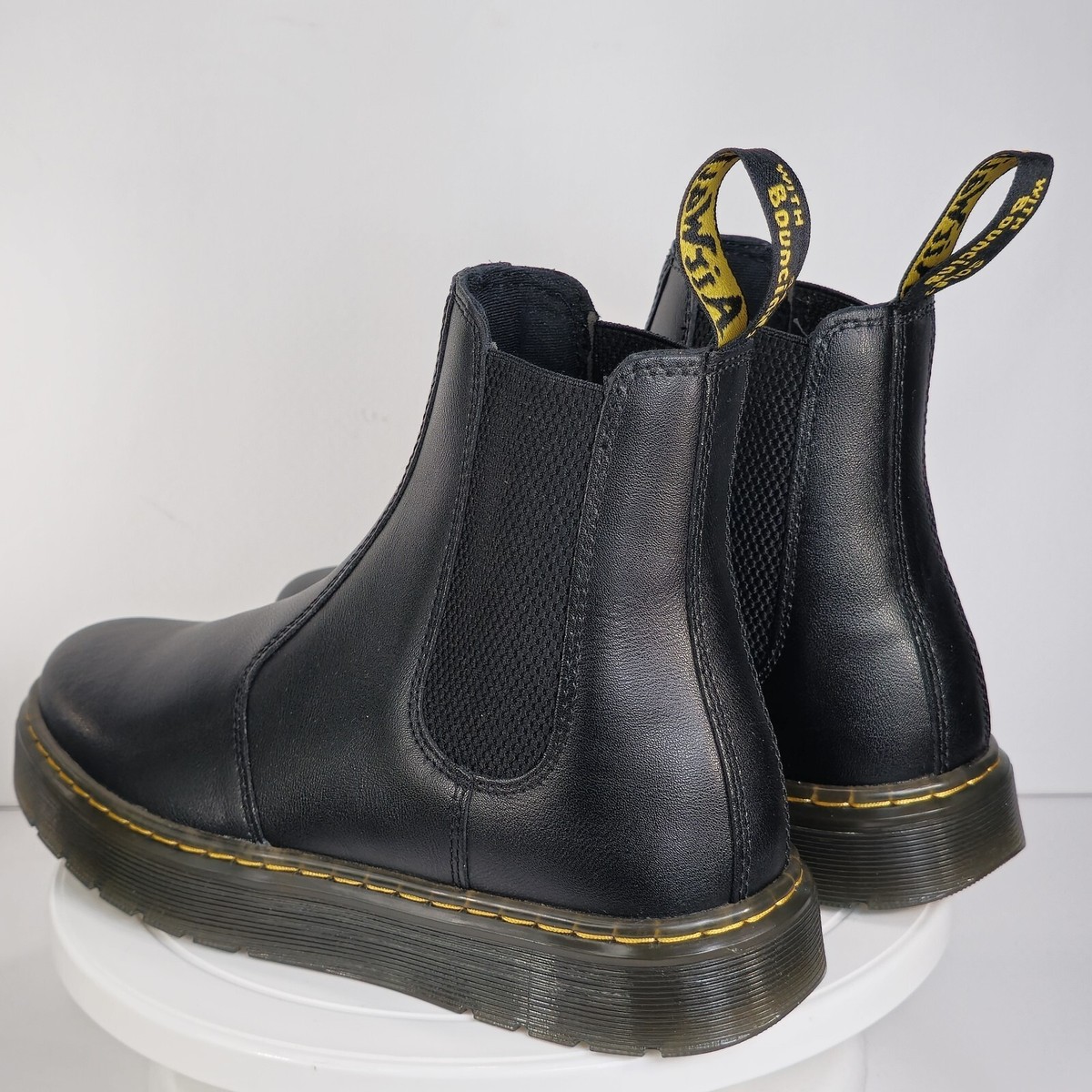 DR. MARTENS DORIAN CHELSEA FLATS WOMENS US 9 LEATHER