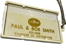 Vintage Standard Oil Chevron Paul Bob Smith Gas Advertising Distributor Keychain