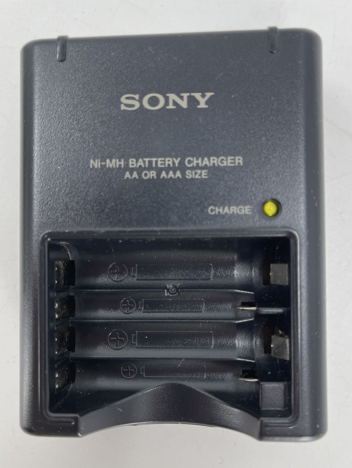 OEM Original Sony BCCS2A NiMH Battery Charger for AA or AAA Size *No