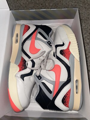 Nike Air Tech Challenge 2