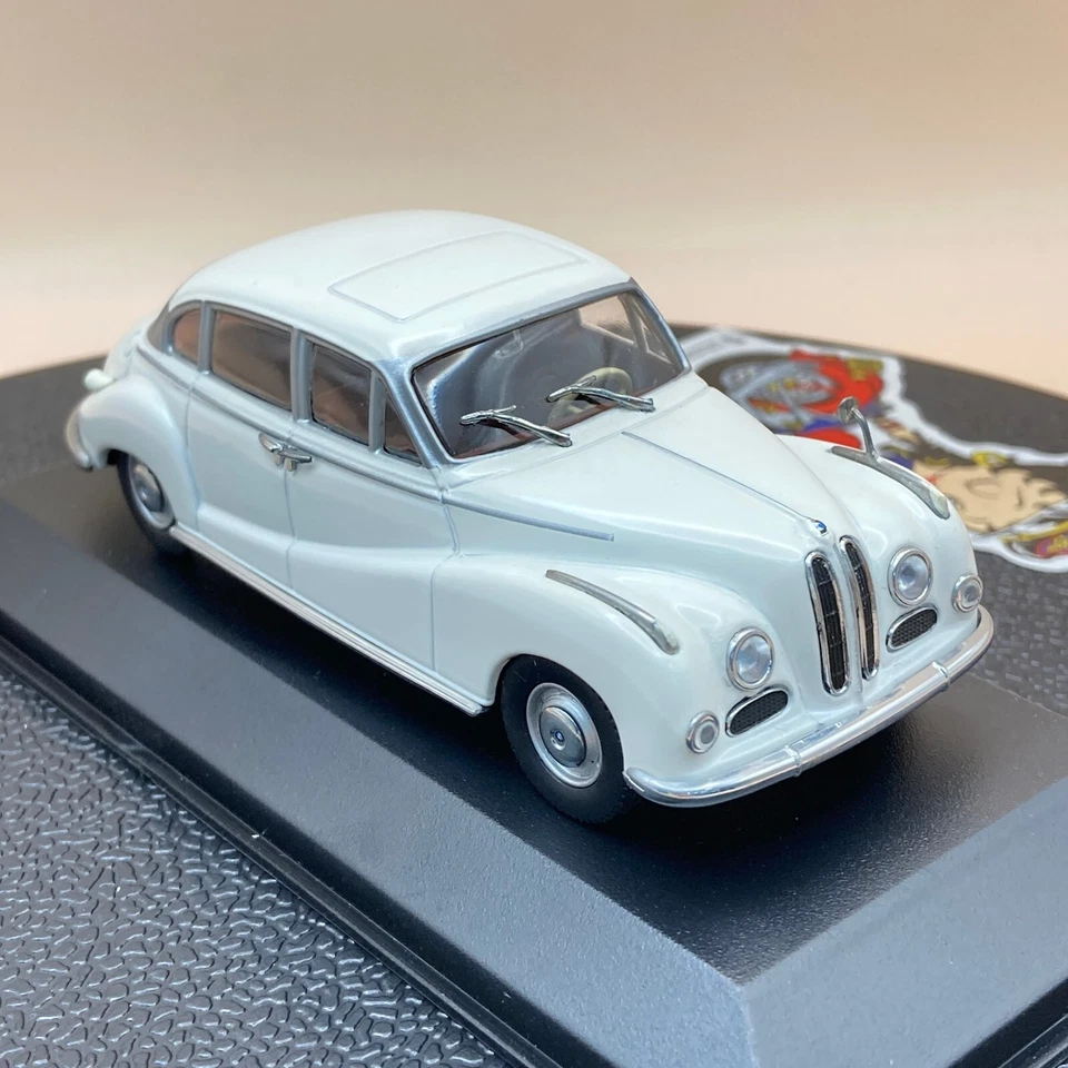 Minichamps 1/43 BMW 502 V8 Limousine White 1956 430022400 Diecast model old - Image 3 of 4