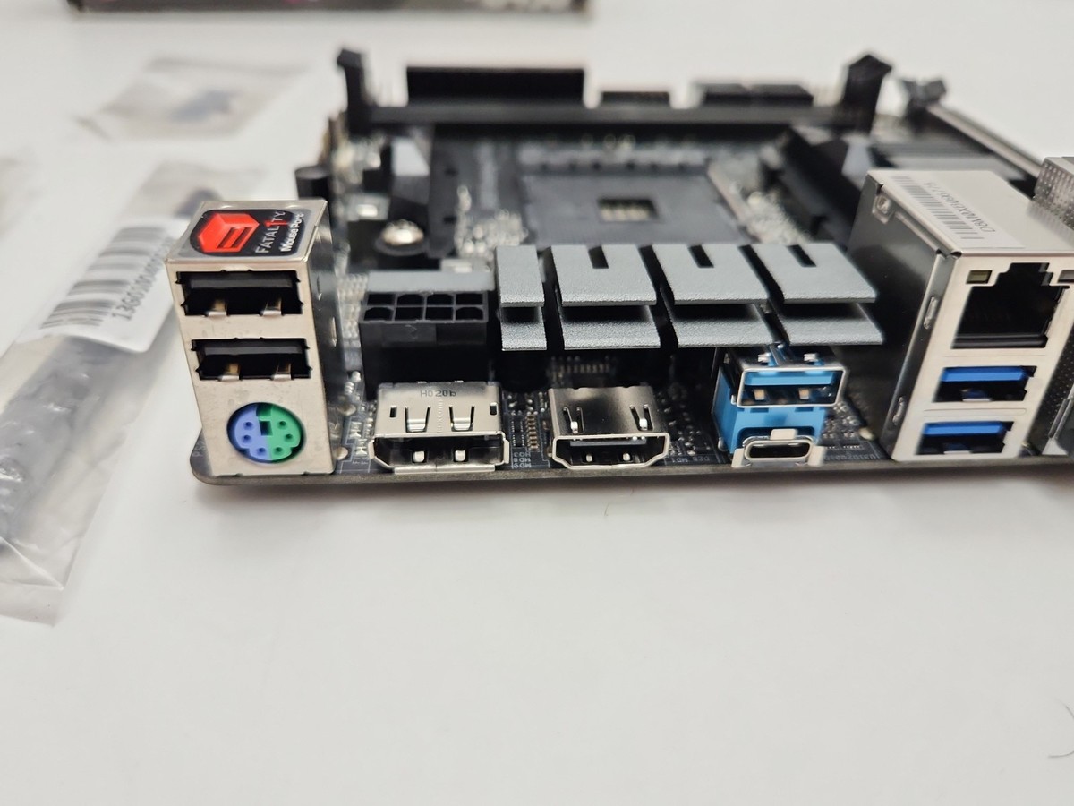 ASRock B450 Gaming-ITX/AC AM4, AMD Motherboard (90-MXB870