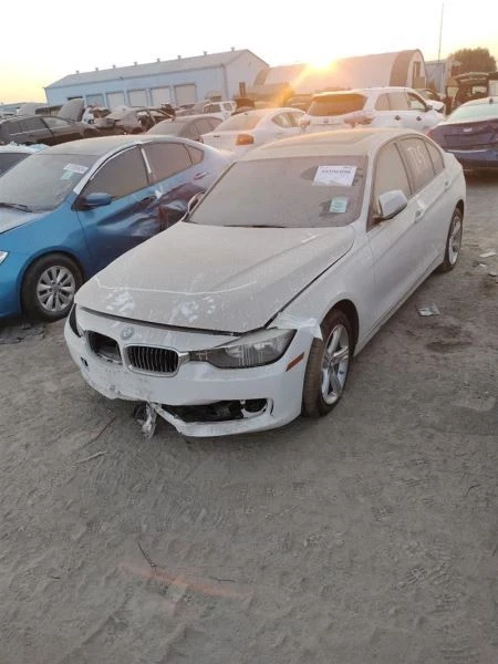 BLK RIGHT FRONT DOOR TRIM PANEL 51 41 7 279 208 2012 BMW 328I Foto 4 de 4