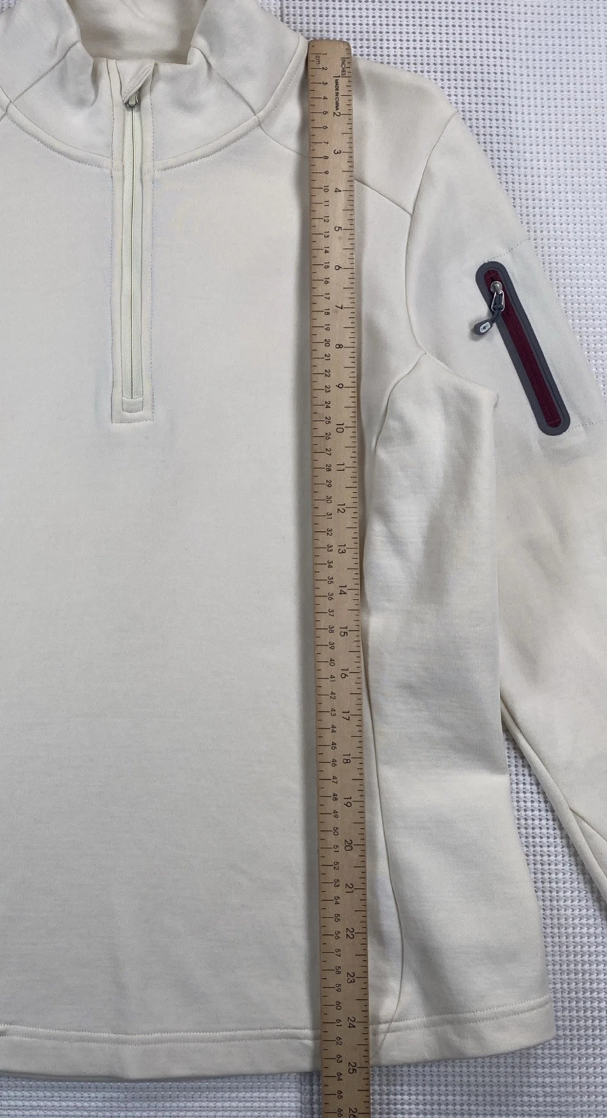 smartwool 1/4 zip activewear fleece thumb holes arm pocket 