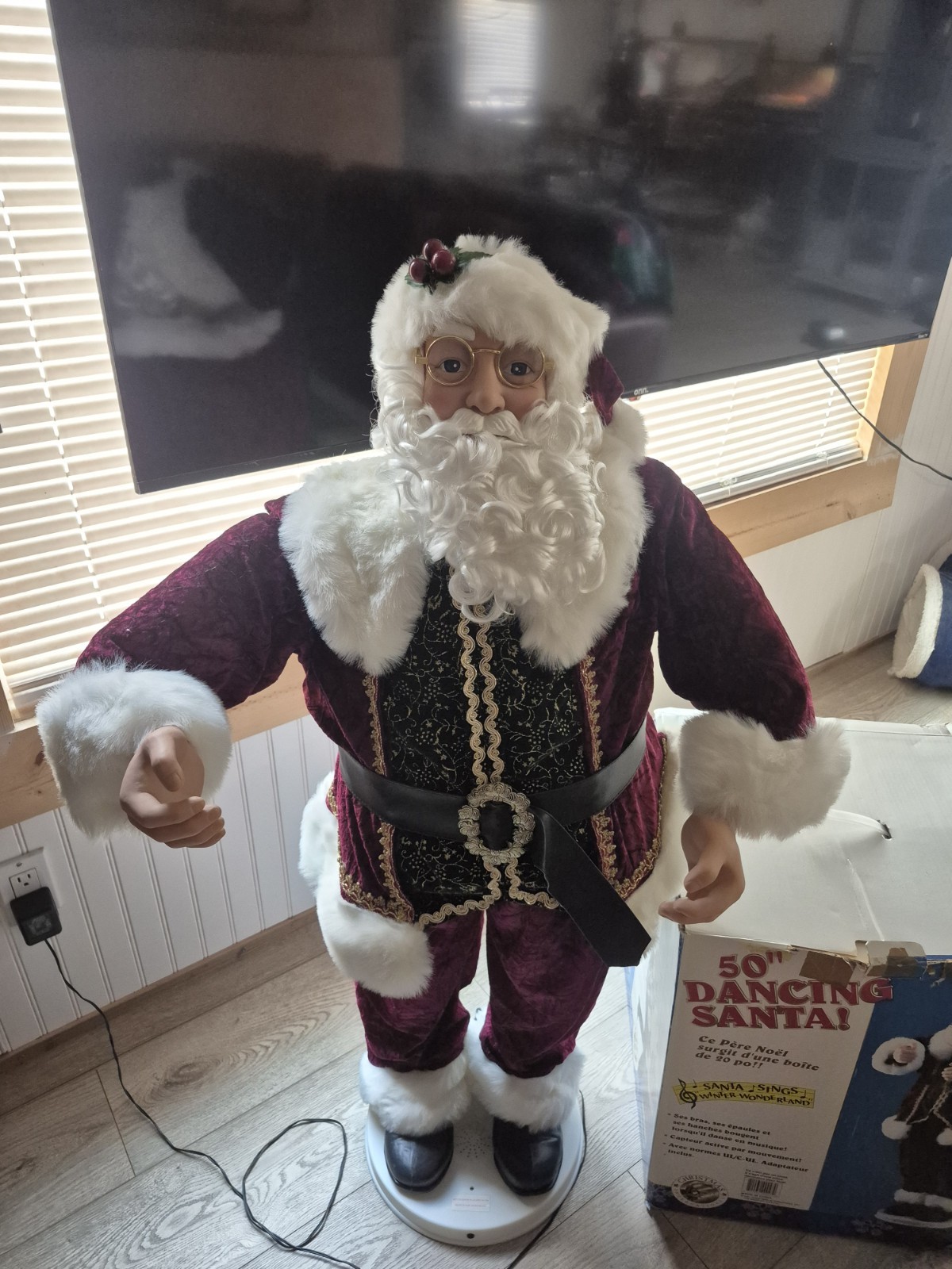Vintage Dancing Singing Santa..needs Repair..doesn't Dance Just Sings. 50 Inches