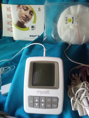7E Wellness MyoLift Mini True Microcurrent Facial Device Probes, Changer& Extras
