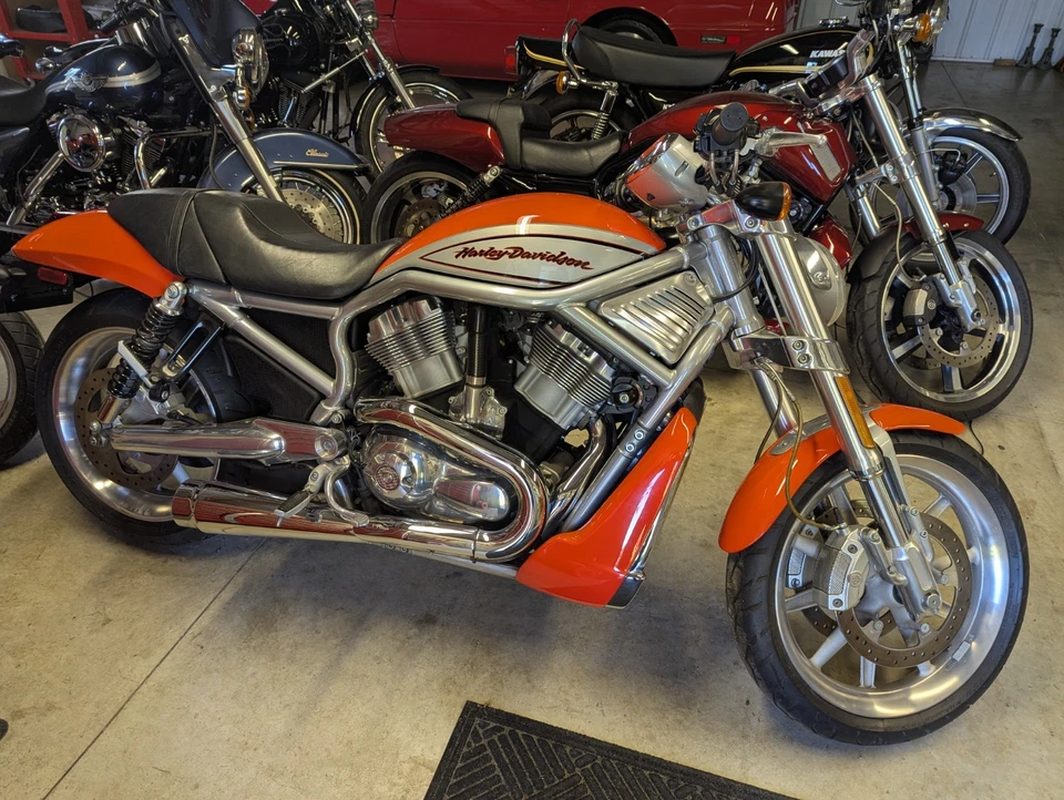 2006 Harley-Davidson V-ROD  - Image 2 of 4