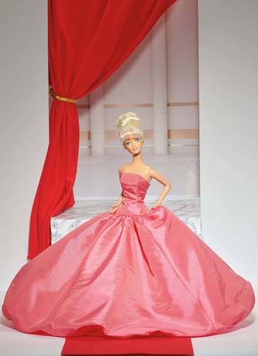SIMPLICITY SEWING PATTERN 9939 BARBIE FASHION DOLL CLOTHES EVENING DRESSES SUITS - Picture 4 of 9