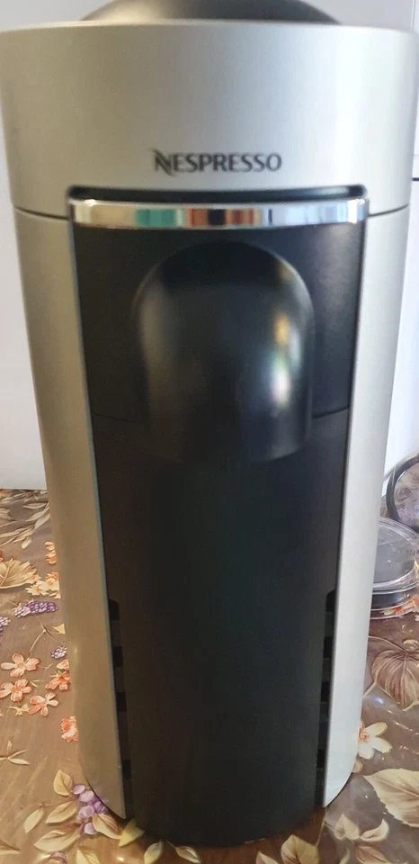 Nespresso Vertuo Plus 11386 Coffee Machine by Magimix- Silver(Missing Parts) - Image 4 of 4