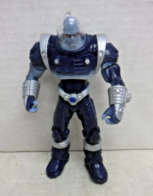 Mr. Freeze DC Universe Classics Select Sculpt 6.75