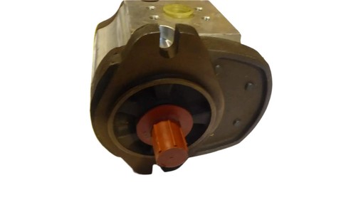 Dynamic 5U411547 Gear Pump - Picture 3 of 5