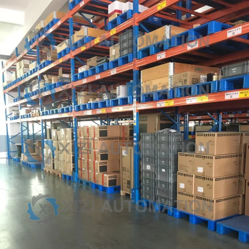 E82EV251K2C Lenze 1PC NEW Sealed Inverter 8200 Vector E82EV251_2C E82EV251K2C - Image 3 of 4