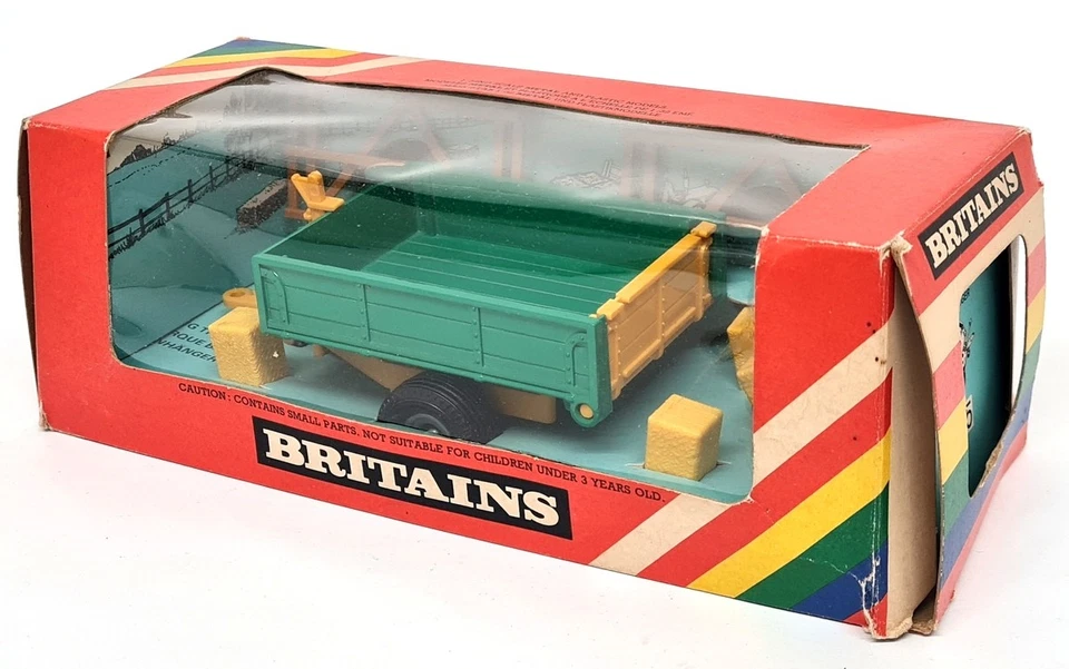 Britains 1/32 - Tipping Trailer With Bales etc 9565 For Model Farm Vehicles - Image 2 of 4
