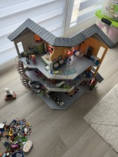 Playmobil - Wohnhaus mit extra Etage, Figuren, Extras, Auto - Tiptop Zustand
