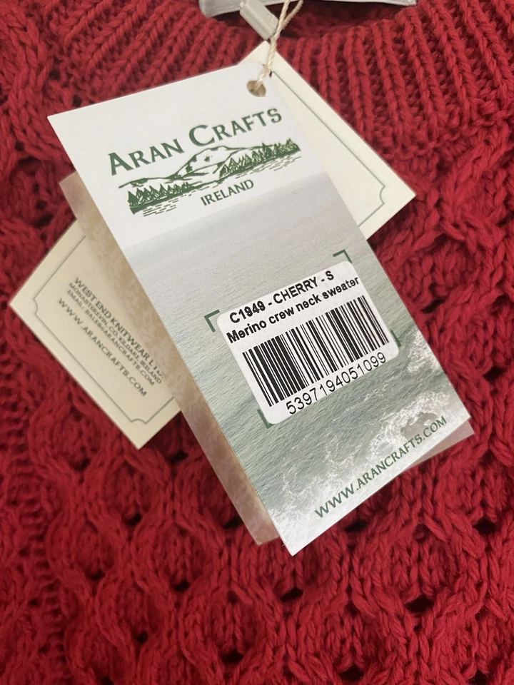 Aran Crafts Cable Knit Merino Wool Crew Neck Size S Cherry Red Chunky Knit BNWT - Image 3 of 4