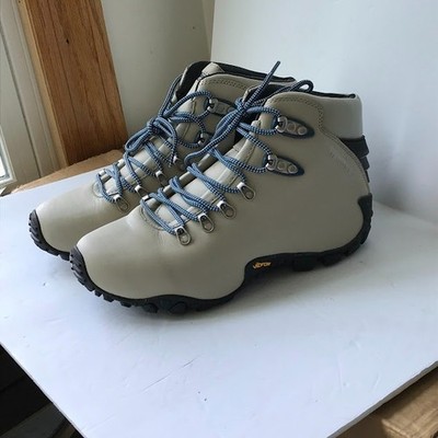 Merrell Wilderness Hiking Boots Evolution All Terrain Shoes, Vibram Outsole