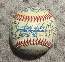 1983 BOSTON RED SOX TEAM SIGNED BASEBALL CARL YASTRZEMSKI DWIGHT EVANS BOGGS