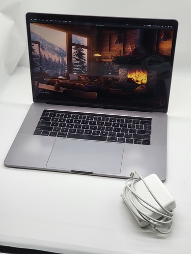 Apple MacBook Pro 15" Touch Bar QUAD-Core i7 16GB RAM 3.8GHz 500GB WARRANTY. - Afbeelding 2 van 10
