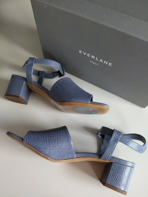 everlane block heel sandal