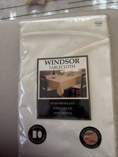 Windsor Microfiber Tablecloth Stain Resistant Off White 70x84