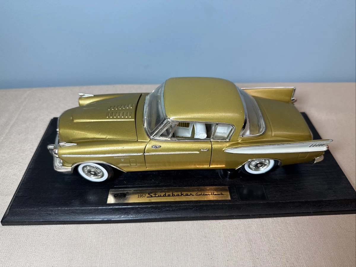 自動車 DANBURY MINT 1957 Studebaker Preços baixos em Franklin Estado perfeito 1:24 studebaker Carros