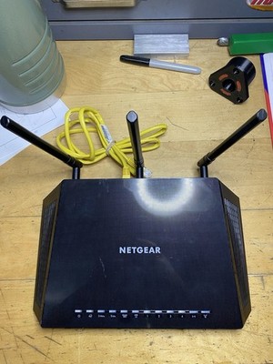 NETGEAR Nighthawk AC1750 R6700 Smart WiFi Router