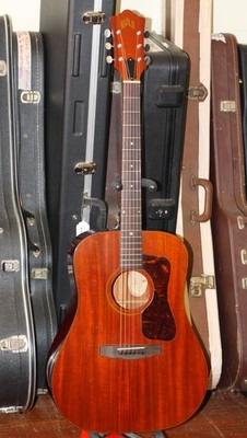 VeRy RaRe*1972*aLL SoLiD wOoDs vErSiOn Guild D25 B*R*A*Z*i*L*i*A*N Bridge&Board!