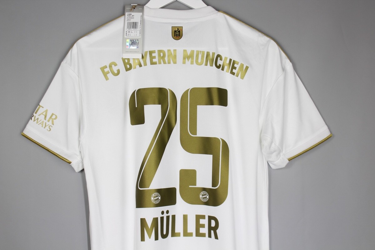 Bayern München ホームユニフォーム 25 Müller 0d1735c8a703c137da157296ba683a