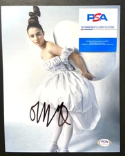 THOMASIN MCKENZIE SIGNED 8X10 PHOTO JOJO RABBIT LEAVE NO TRACE ACTRESS A PSA/DNA