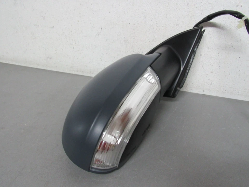 2006 2010 VOLKSWAGEN PASSAT RIGHT SIDE POWER DOOR MIRROR WITH SIGNAL - Image 4 of 4