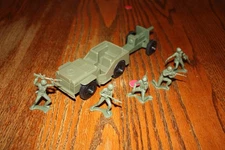 Vintage Timmee/Processed Plastic Army Jeep, Howitzer & Five Soldiers - Marx, MPC