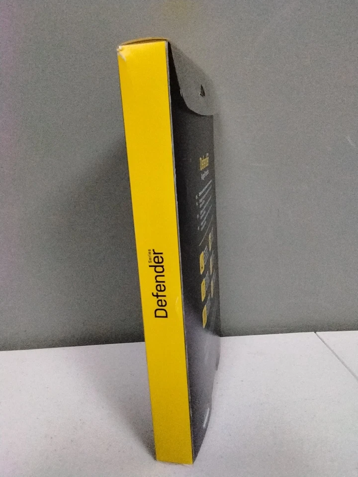 OtterBox Defender Case w/ Built-in Screen for Samsung Galaxy Tab A 10.5" (2018) - Image 4 of 4