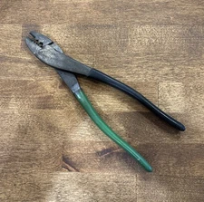 Panduit Terminal Crimping Tool Model  CT-200