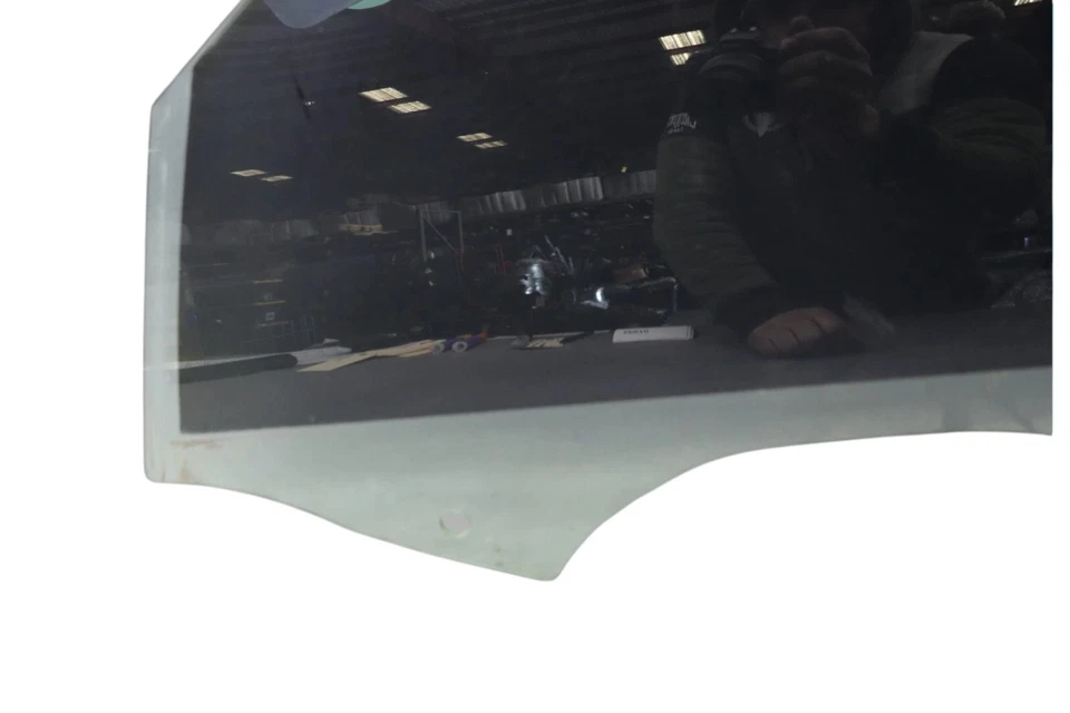 12-18 BMW Active Hybrid 3 puerta delantera izquierda lado del conductor ventana vidrio OEM Foto 4 de 4