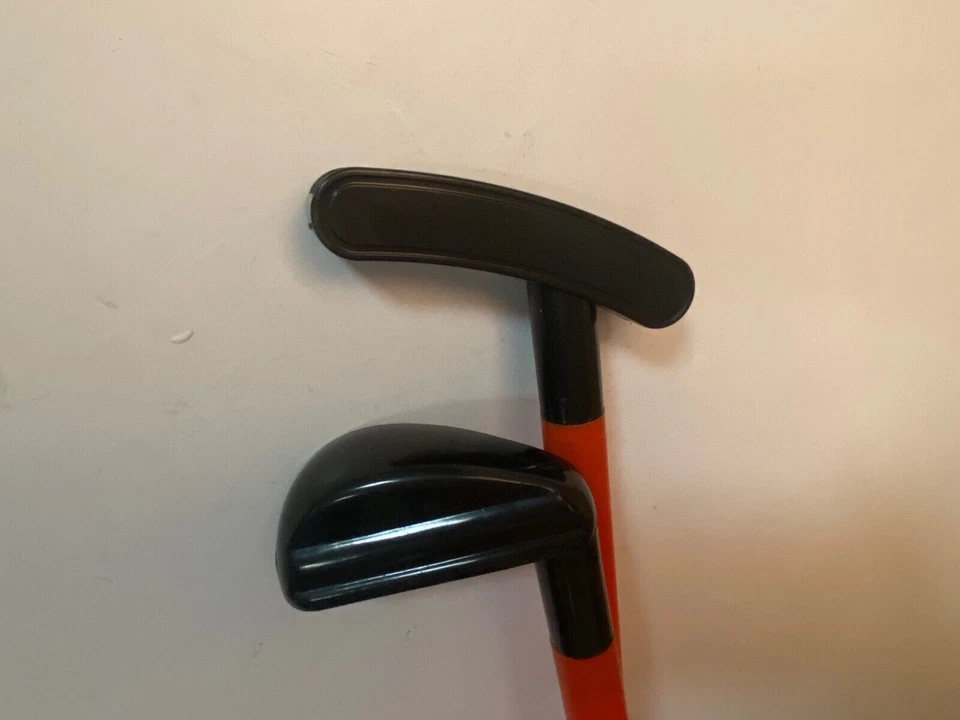 New Childrens Plastic Golf Set Ages 4-7 Iron,putter,flag,tee, Balls And Bag - Image 2 of 4