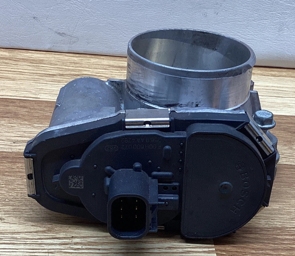 Cuerpo de acelerador Bosch OEM F00H600074 para Equinox Saturn Vue Acadia 07 08 09 10 11 Foto 2 de 4