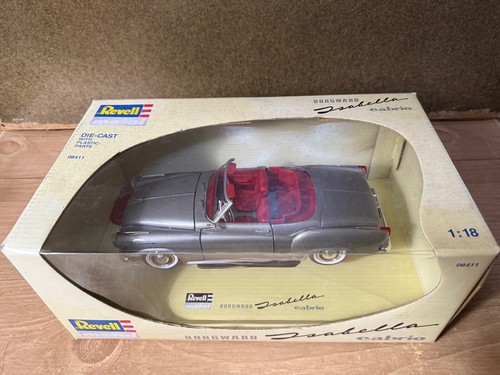 REVELL BORGWARD ISABELLA COUPE ARGENTO NERO TOP 1/18 - Foto 4 di 6