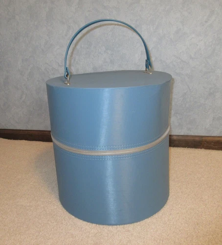 Vintage Large Round Blue Zippered Hat Box ELEM on Zipper Pull