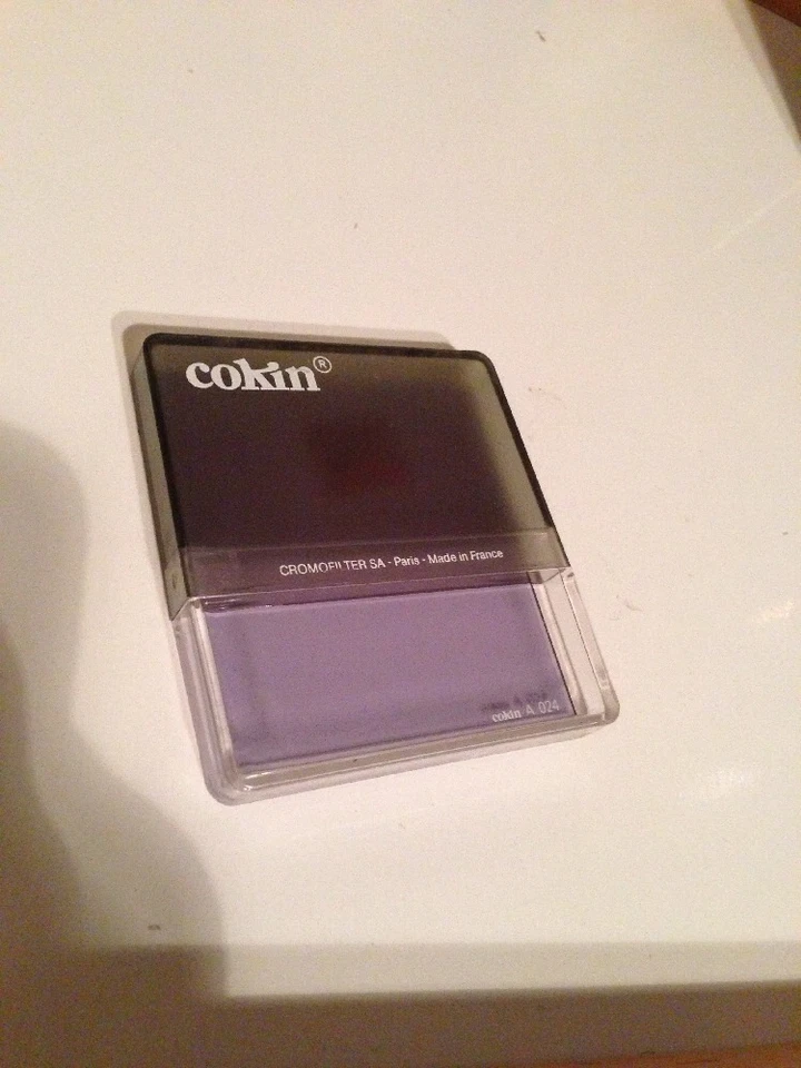 COKIN FILTER A-Series A024 Coef. + 2/3 BLUE (82 B) A(024) A 024 CHROMOFILTER SA - Image 4 of 4