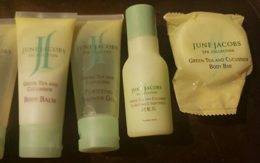 JUNE JACOBS Spa Collection GREEN TEA & CUCUMBER Travel 2 Soap/2 Sh