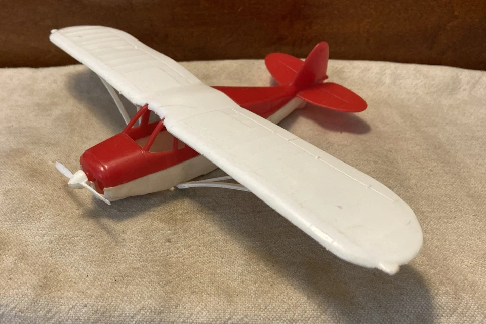 Vintage 1960’s Hubley Plastic Piper Pacer Airplane Toy - Parts Restore - Image 2 of 4