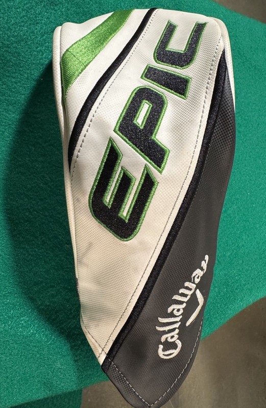 Callaway Epic Fairway Wood/Hybrid Head Cover w/ Adjustable Tag