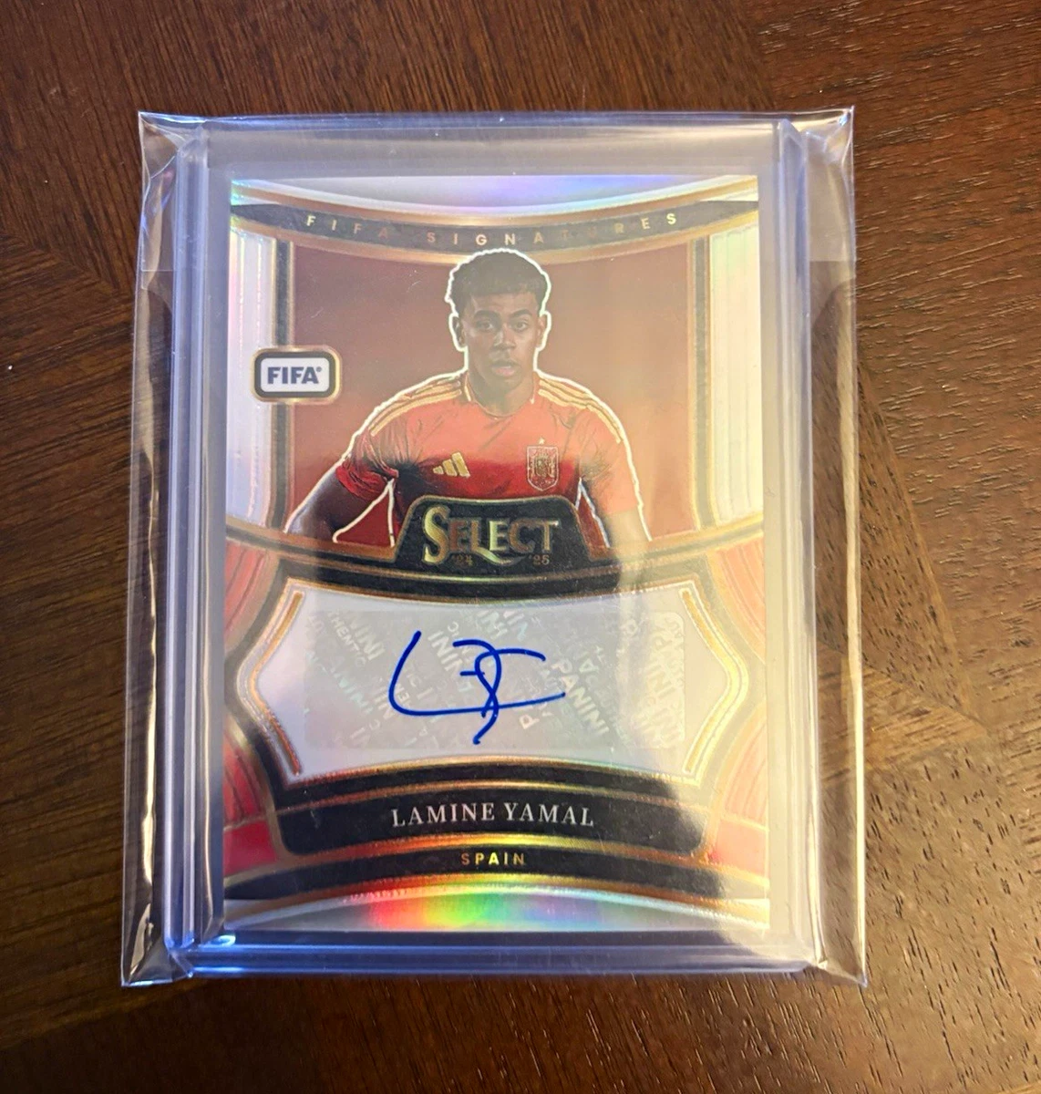 25+ Spain Soccer Original Autographed Sports Trading Cards