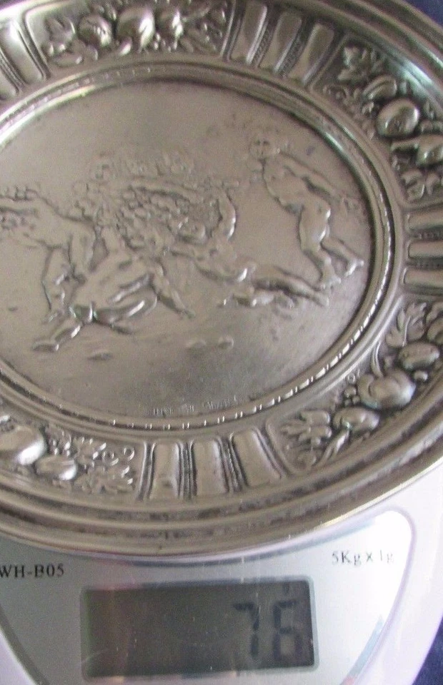 Plato de querubines decorativo antiguo ruso de plata de ley 916/000 EH de 5,5" 76 g Foto 4 de 4