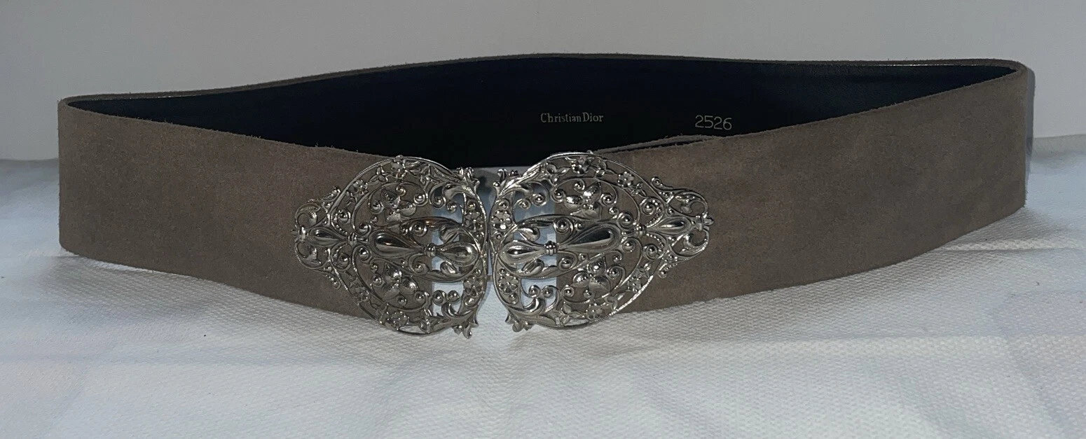 Ceinture femme vintage Christian Dior en daim marron boucle filigrane argentée 30