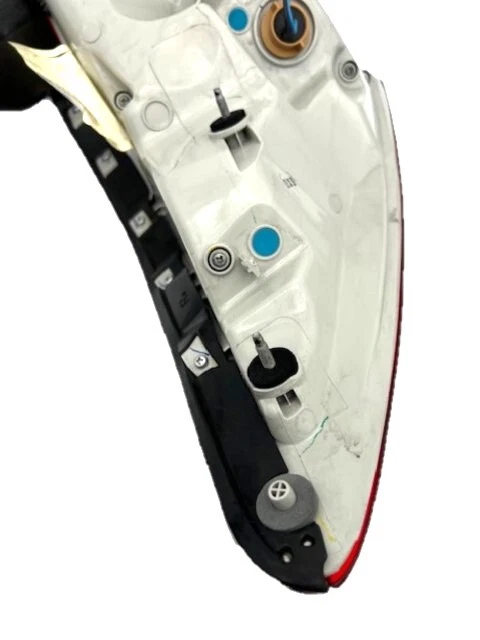 09011017 New OEM Right Passenger LED Tail lamp for 2014-2016 Buick Lacrosse 2.4L Foto 4 de 4