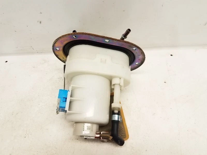 Conjunto de bomba de combustible 2,7 L 6 cilindros para KIA SPORTAGE 2005-2010 Foto 3 de 4