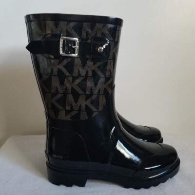 Michael Kors Brown Logo Tall Rain Boots | Mercari Michael Kors Black and Brown Logo Rain Boots display picture 1
