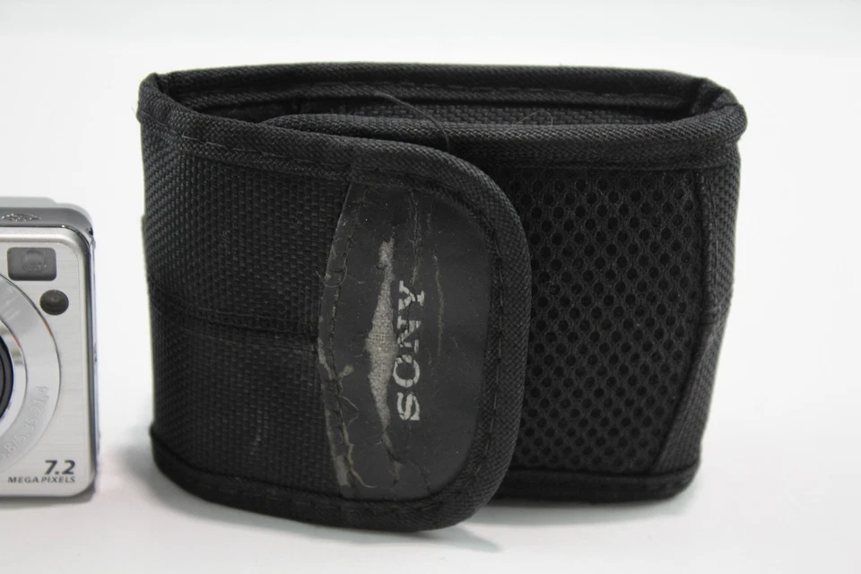 Sony Cybershot DSC-W110 Digital Compact Camera Working w/ Carl Zeiss 3x Lens - Image 3 of 4